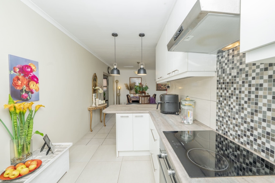 3 Bedroom Property for Sale in De Oude Spruit Western Cape